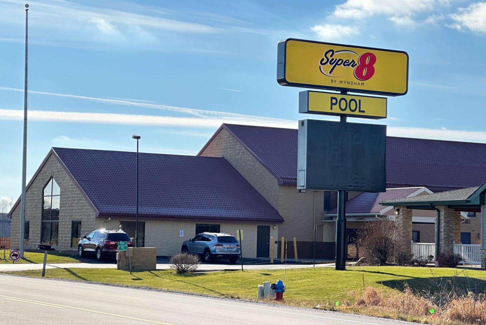 Super 8 By Wyndham Sturtevant Racine Zewnętrze zdjęcie